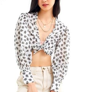 Urban Outfitter Dolly Ruffle Tiefront Crop top -L